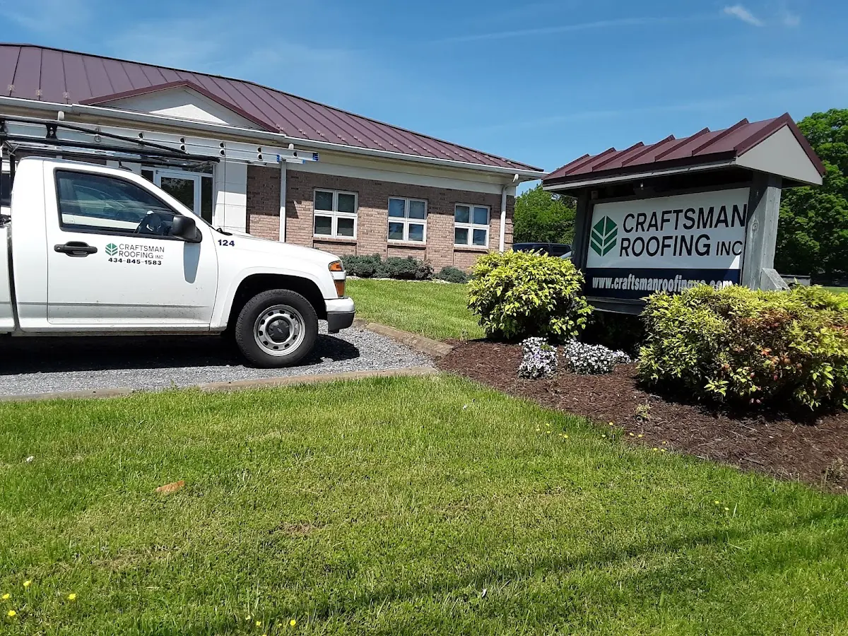 Quality Ice Dam Removal by experienced craftsmen in Effingham